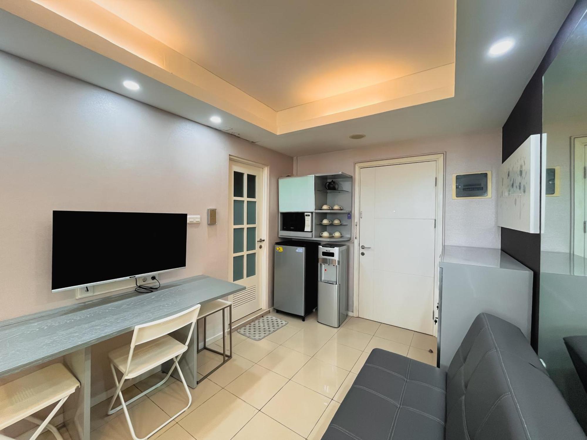 2bdr View 16th Floor - Parahyangan Apartemen